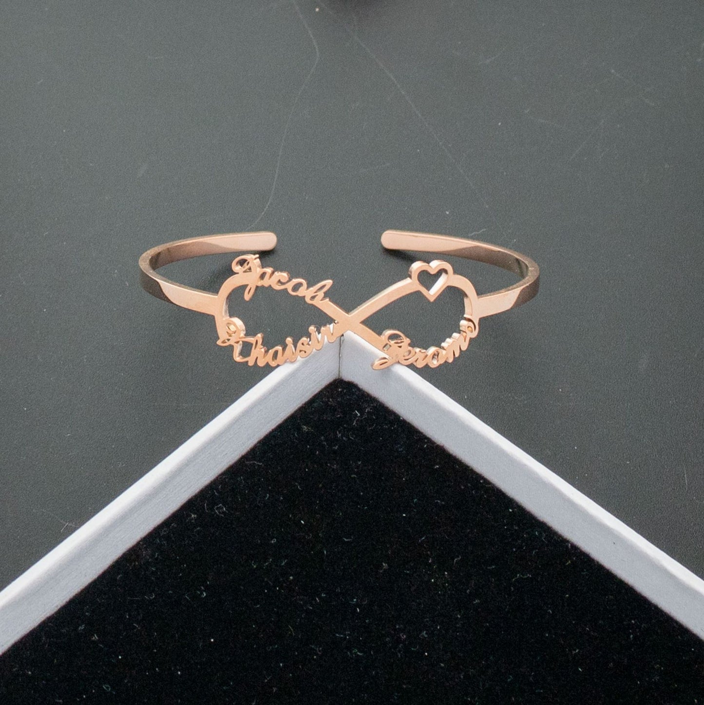 Stainless steel name 3mm bracelet Plated 18K real gold English letter bracelet