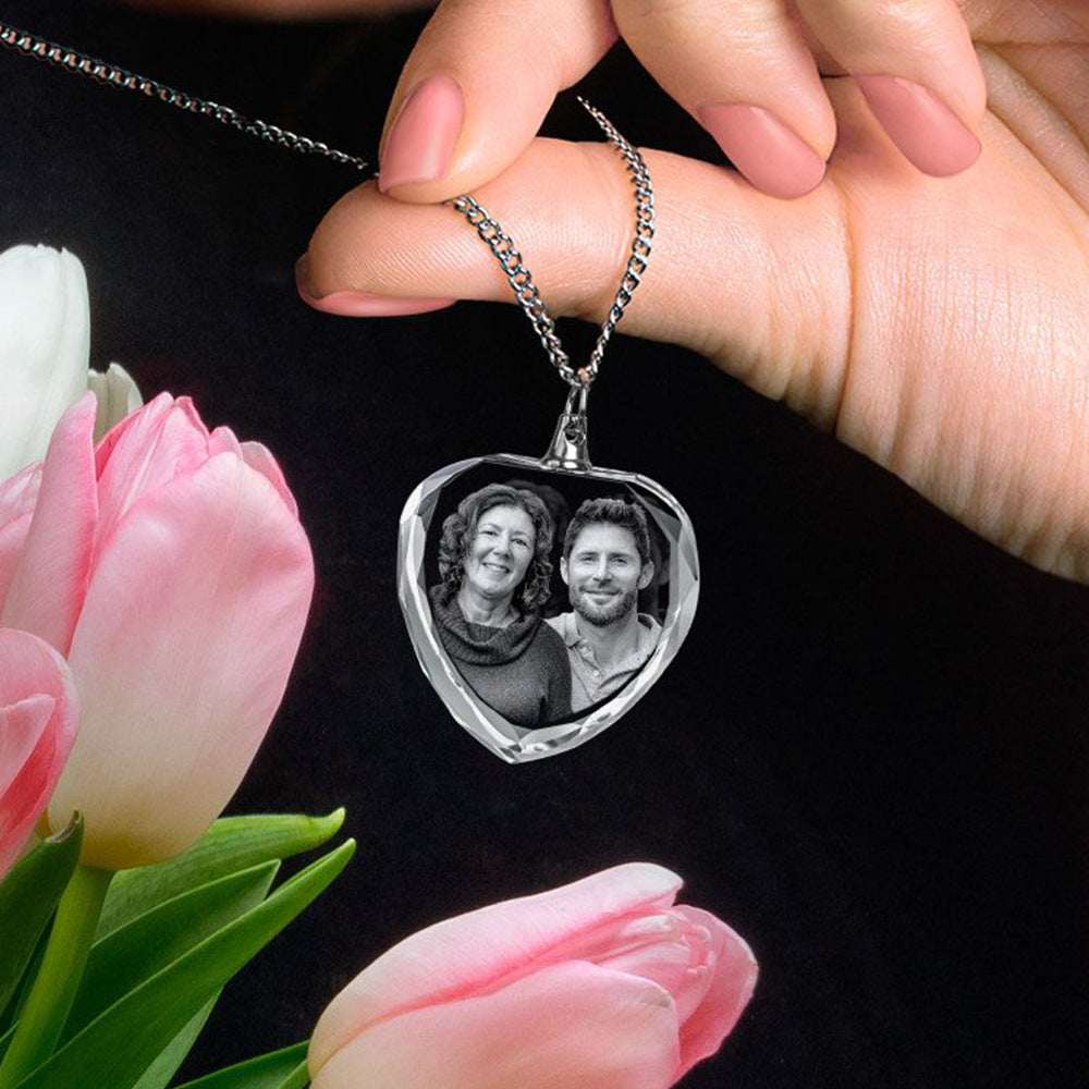 Personalized 2D/3D Photo Crystal Necklace