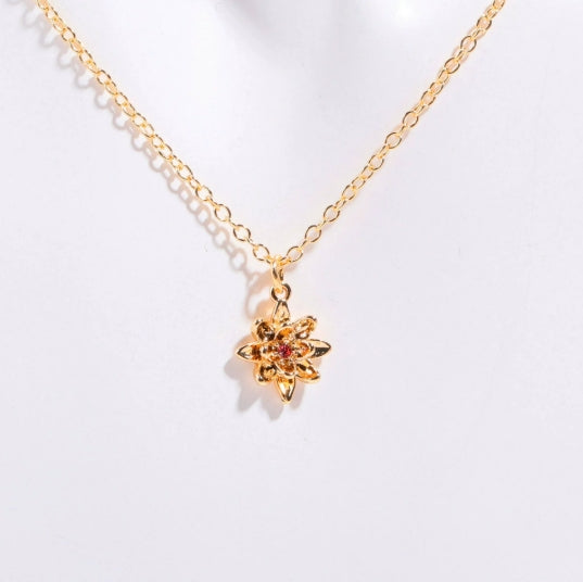 Three Edimensional Birth Flower Necklace