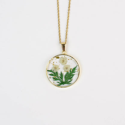 Personalized Birth Flower Necklace, Custom Engraved Circle Pendant with Real Pressed Flower in Resin, Delicate Floral Jewelry Gift for Women