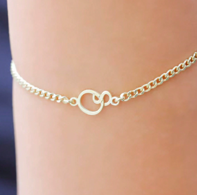 Alphabet link bracelet