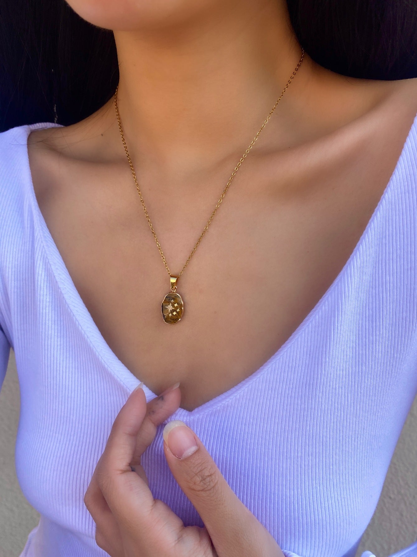 12 Zodiac Crystal Pendant Necklaces – Personalized Astrology Jewelry Gift